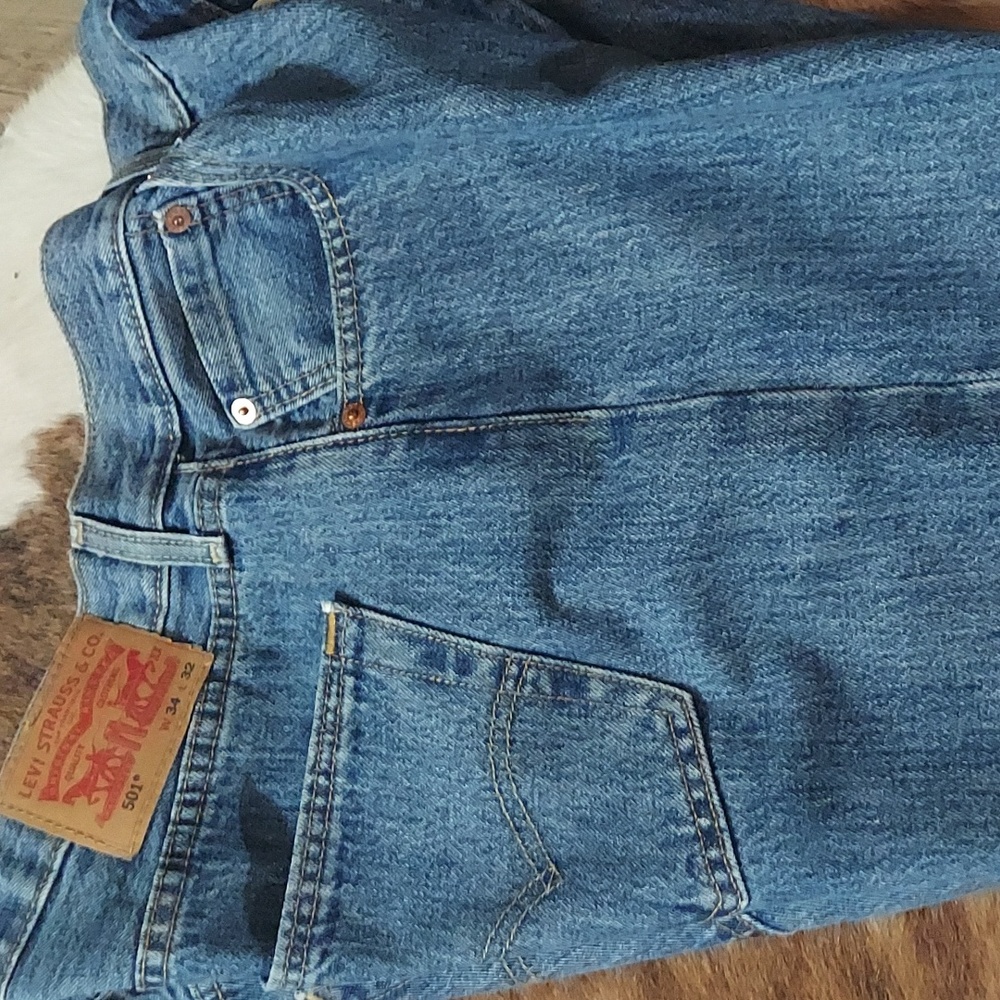 New MENS LEVI 501 JEANS.. SIZE 34×32 - Picture 2 of 4